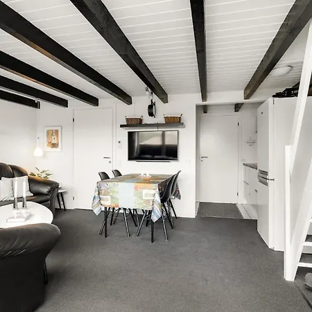 Apartmán Lovely In With Indoor Swimming Pool